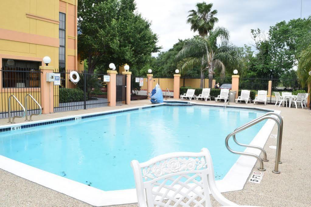 Best Western Plus Northwest Inn & Suites Χιούστον Εξωτερικό φωτογραφία